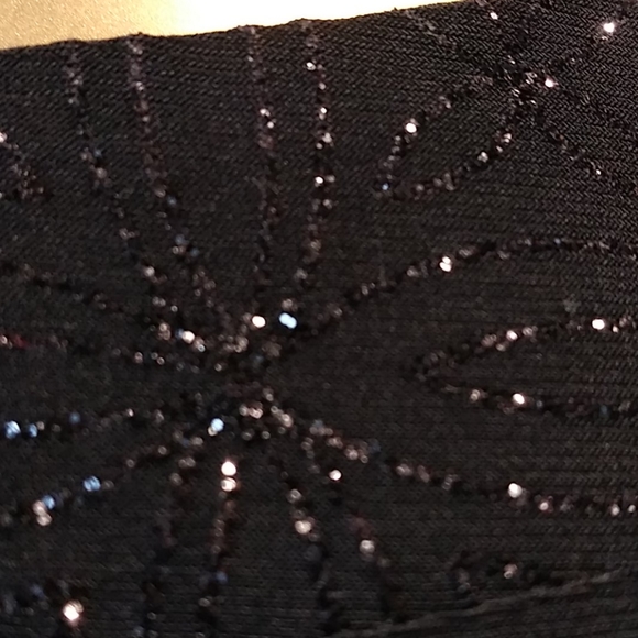 Dress - Picture 5 of 15